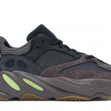 Yeezy Boost 700 Mauve