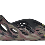 Yeezy Foam RUNNER MX Carbon