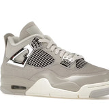 Jordan 4 Retro Frozen Moments