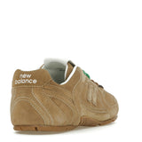 New Balance 530 Miu Miu Ecru